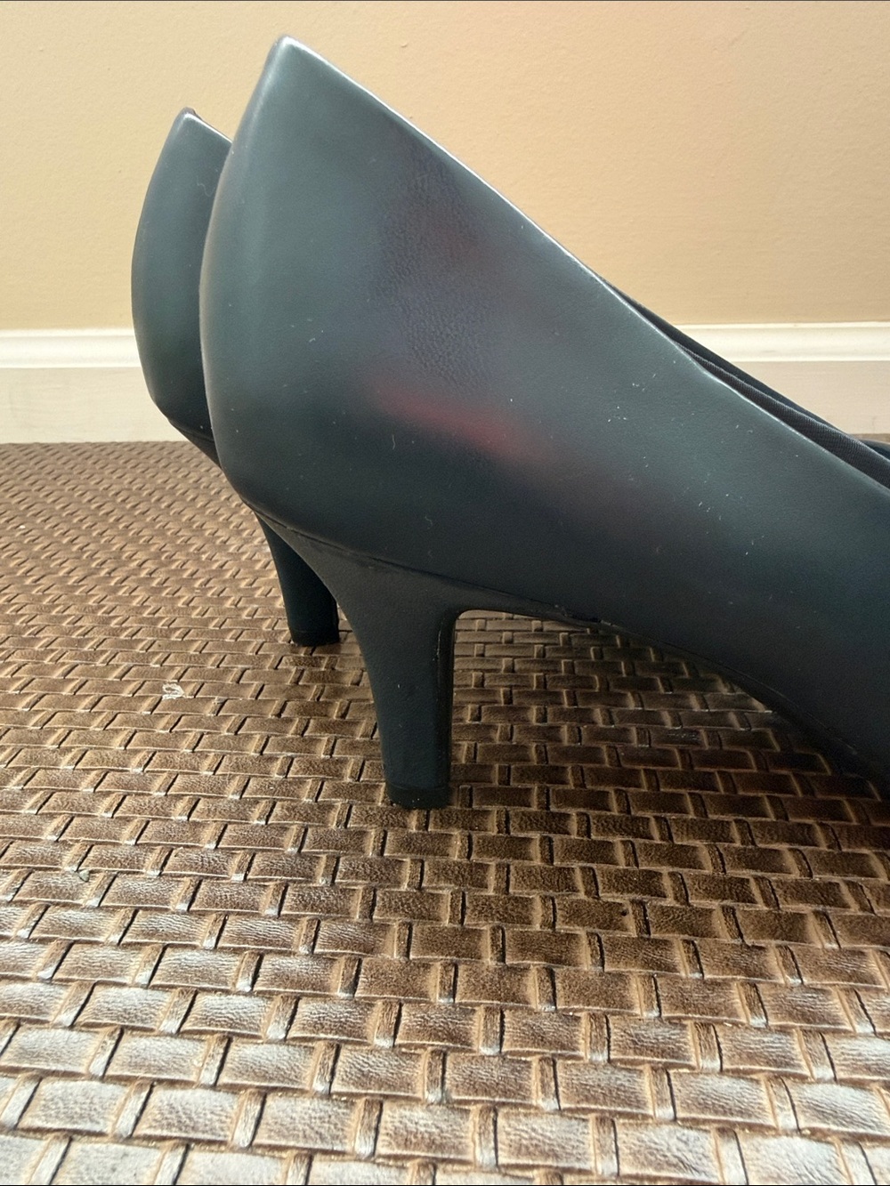 Life Stride Navy Blue Mid Heel Court Shoe - Picture 5 of 6